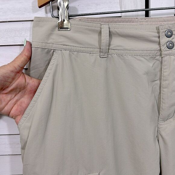 Columbia PFG Capri Pants Size 10 Beige Palm Peak Inseam 21 in - Picture 3 of 15